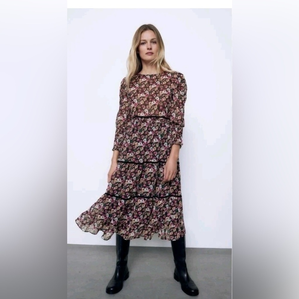 Zara women’s midi floral dress